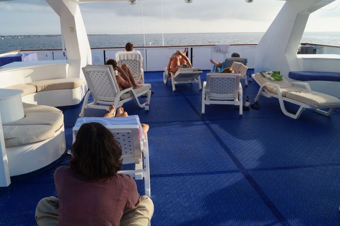 Galápagos Crucero Catamaran Millennium Sun Deck